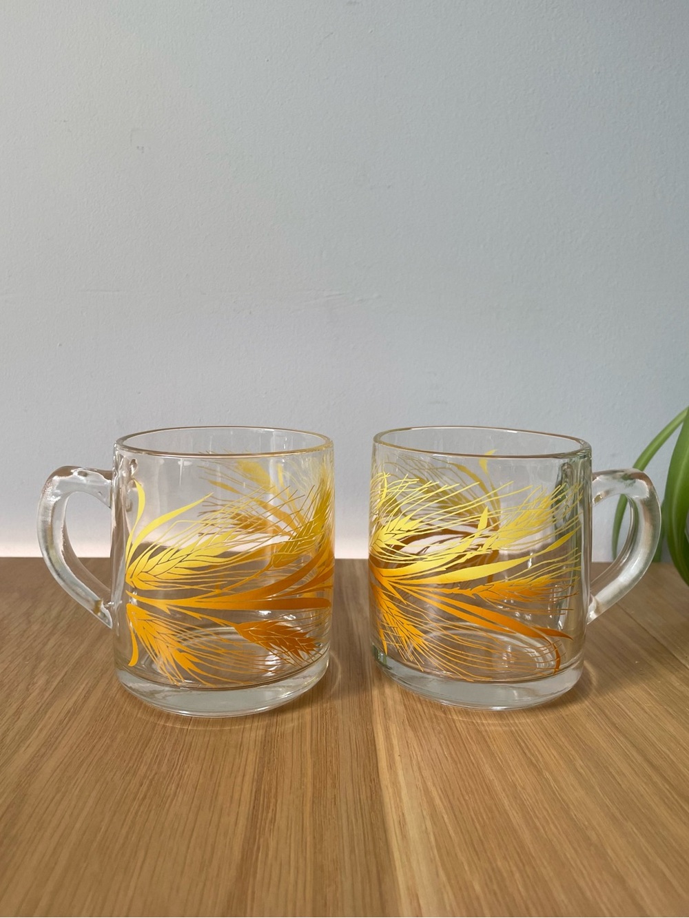 Vintage 1970s Libbey Golden Wheat Harvest Glass Mugs Set of 2
